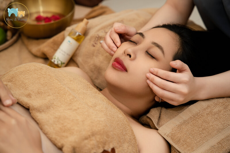 Khi nào mẹ bầu cần đi gặp bác sĩ da liễu?