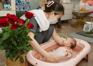 Trẻ sơ sinh tắm mấy lần 1 tuần là phù hợp?