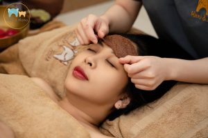Bà bầu có nên massage đầu không? 