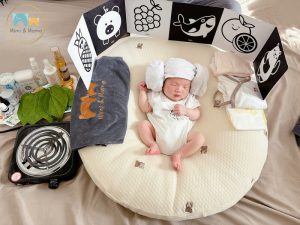 Vì sao việc chọn giờ tắm cho bé sơ sinh lại quan trọng?