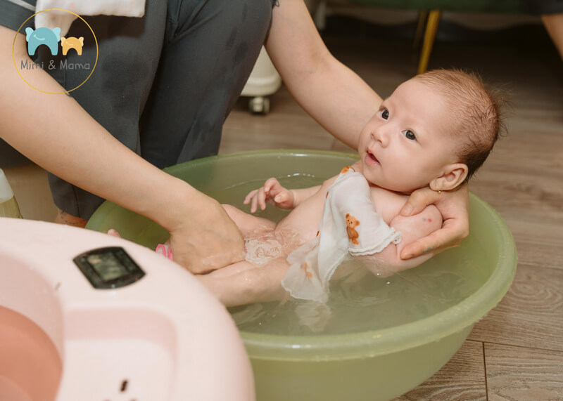 Hướng dẫn cách kiểm tra nhiệt độ nước tắm chuẩn xác